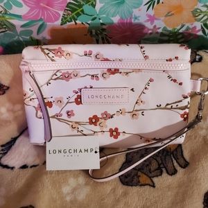 *NWT* Longchamp Sakura Wristlet